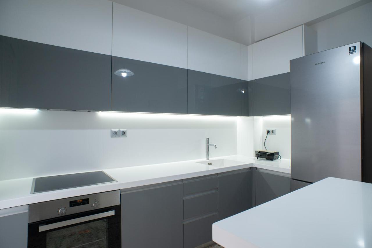 Modern-Lux Central 1 Bedroom Condo เอเธนส์ ภายนอก รูปภาพ